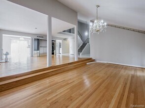 30426 Knighton Dr in Farmington Hills, MI - Building Photo - Building Photo