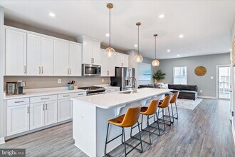 5924 Pecking Stone St in New Market, MD - Building Photo - Building Photo