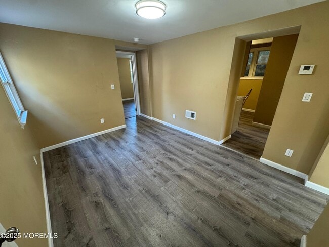 property at 724 Cortlandt St