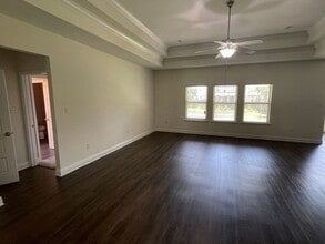 14384 N Swan Rd in Gulfport, MS - Building Photo - Building Photo