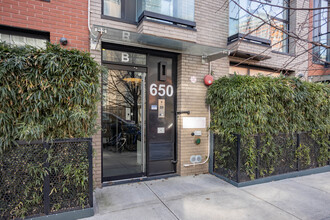 650 Bergen St in Brooklyn, NY - Building Photo - Building Photo