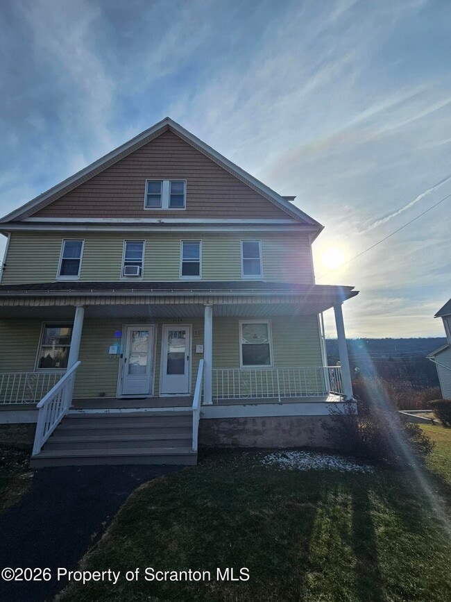 1044 John Ave in Scranton, PA - Building Photo - Building Photo