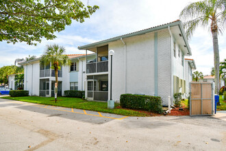 Forest Park Condominium Portfolio in Coral Springs, FL - Building Photo - Building Photo