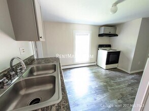 12 Spring St in Brewer, ME - Building Photo - Building Photo