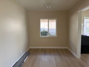 405 E Puente St-Unit -407 in Covina, CA - Building Photo - Building Photo