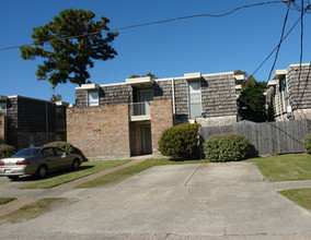 109 Raspberry St in Metairie, LA - Building Photo - Building Photo