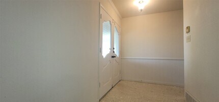 5624 Woodway Dr in Fort Worth, TX - Foto de edificio - Building Photo