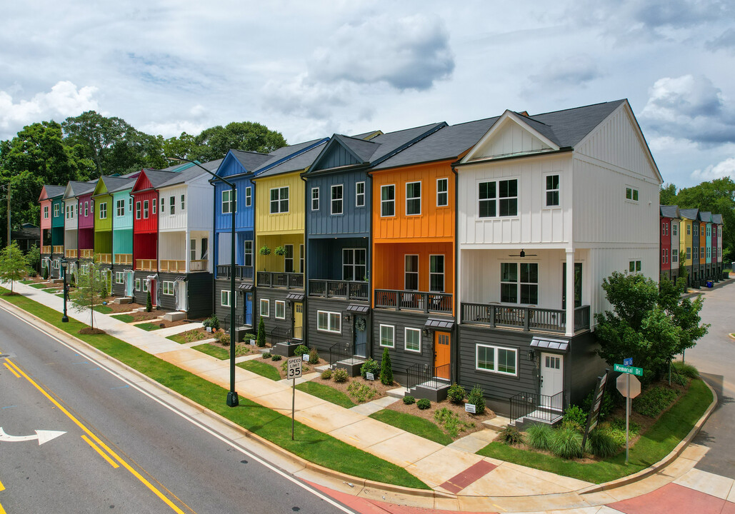 Empre Paintbox in Atlanta, GA - Building Photo