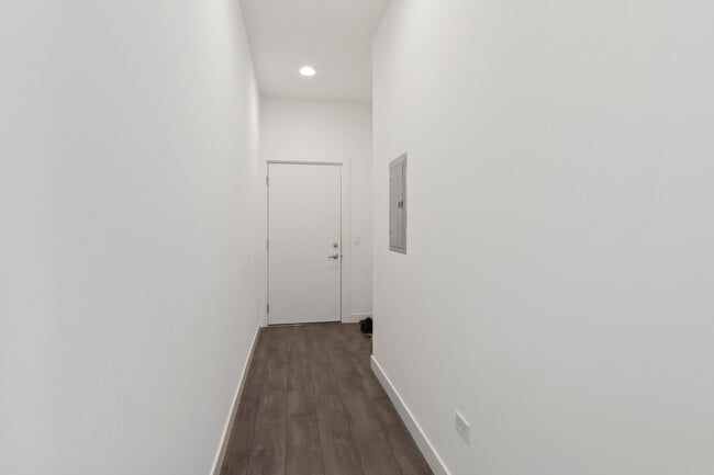 property at 1507 N Western Ave