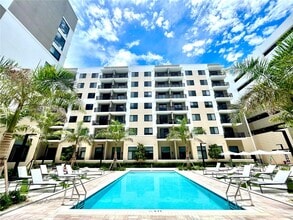 18412 Homestead Ave in Miami, FL - Foto de edificio - Building Photo