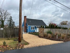 13 Leuvine St in Norwalk, CT - Building Photo - Building Photo