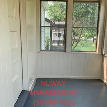 3291 Glengary Rd in Burton, MI - Building Photo - Building Photo