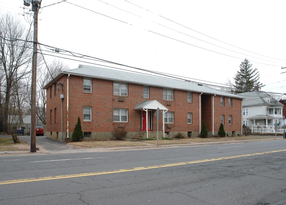 285 Burnside Ave in East Hartford, CT - Building Photo