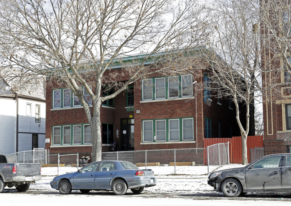 1909 Park Ave in Minneapolis, MN - Building Photo