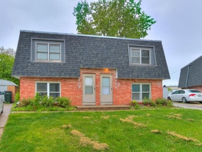 201 Wellons Dr in Ames, IA - Building Photo - Building Photo