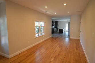 66 Allston St, Unit 2 in Boston, MA - Building Photo - Building Photo