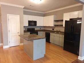 2626 Nashboro Blvd in Nashville, TN - Building Photo - Building Photo