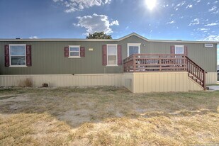 7109 W Loop 1604 N in San Antonio, TX - Building Photo