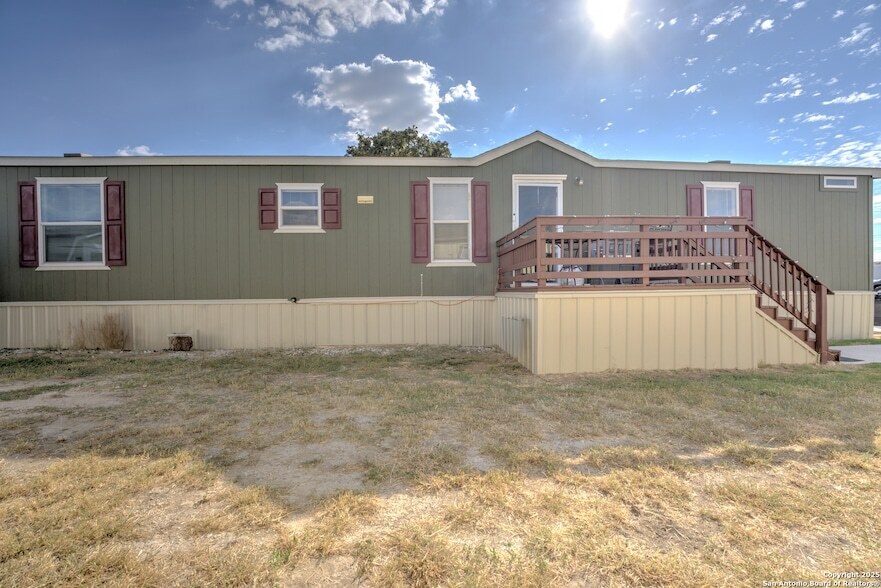 7109 W Loop 1604 N in San Antonio, TX - Building Photo