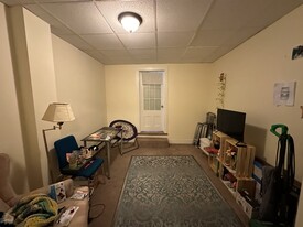 58 Medford St, Unit #2 Apartamentos