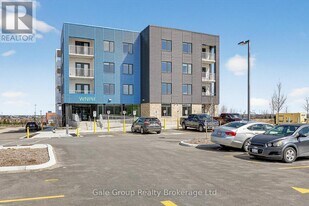 785 Southwood Way in Woodstock, ON - Building Photo