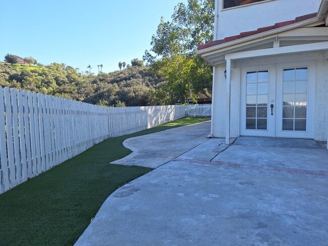 954 Surrey Dr in Bonita, CA - Building Photo - Building Photo