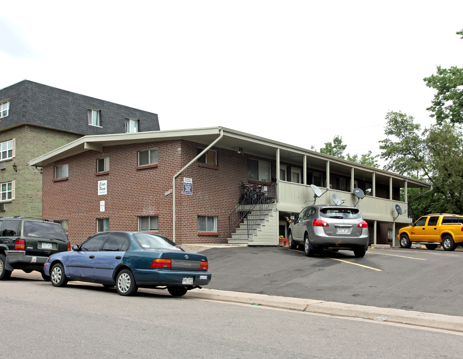 5570 S Elati St in Littleton, CO - Foto de edificio