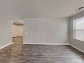 215 Wellwood Way in Piedmont, SC - Building Photo - Building Photo