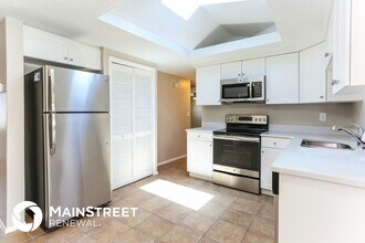 3512 Eisenhower Dr in Holiday, FL - Building Photo - Building Photo