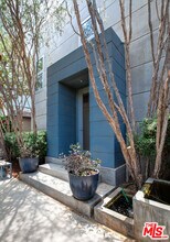 757 Milwood Ave in Los Angeles, CA - Building Photo - Building Photo