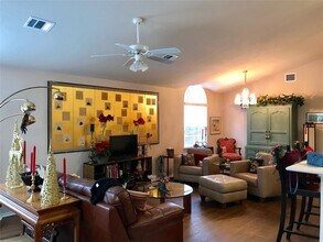 10237 Beard Ave in Austin, TX - Building Photo - Building Photo