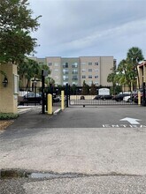 106 Alameda Ct in Tampa, FL - Building Photo - Building Photo