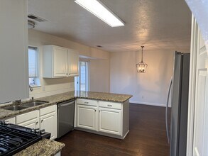 10538 Olympic St NW in Albuquerque, NM - Building Photo - Building Photo