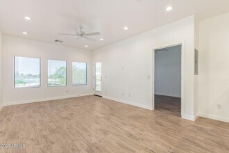 2063 E Lemon St in Tempe, AZ - Building Photo - Building Photo