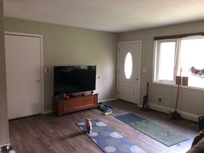 2835 Marathon Way, Unit Unit 2 in North Pole, AK - Building Photo - Building Photo