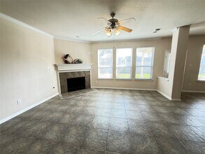 3118 Creek Bank Ln in Pearland, TX - Building Photo - Building Photo