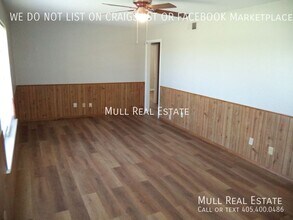3002 SW 53rd St in Oklahoma City, OK - Building Photo - Building Photo