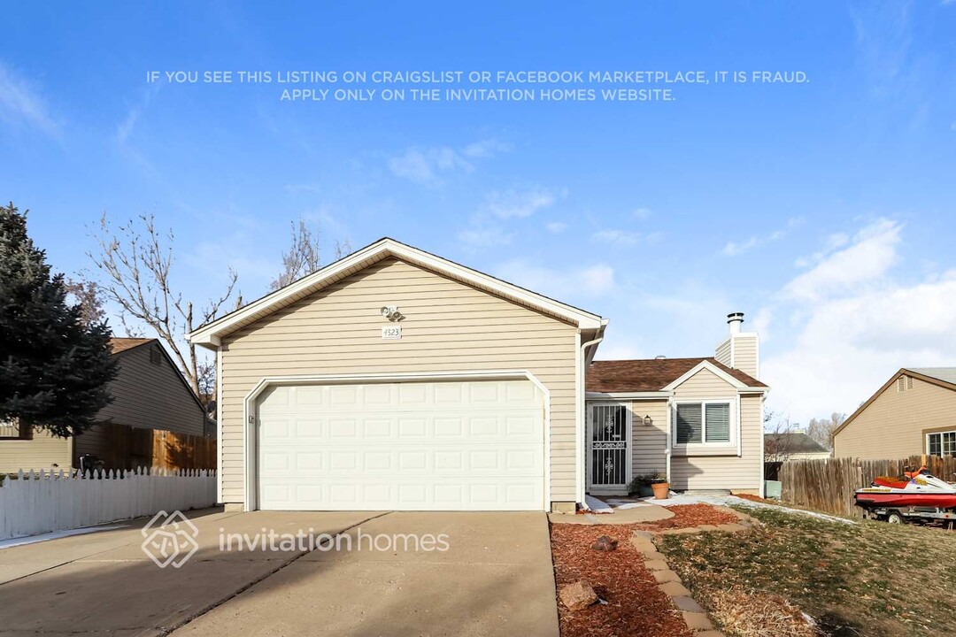 4823 S Gibraltar Ln in Centennial, CO - Building Photo