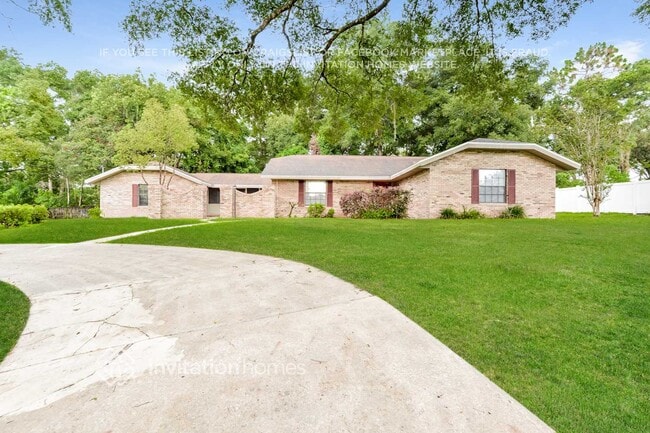 property at 801 Westchester Dr