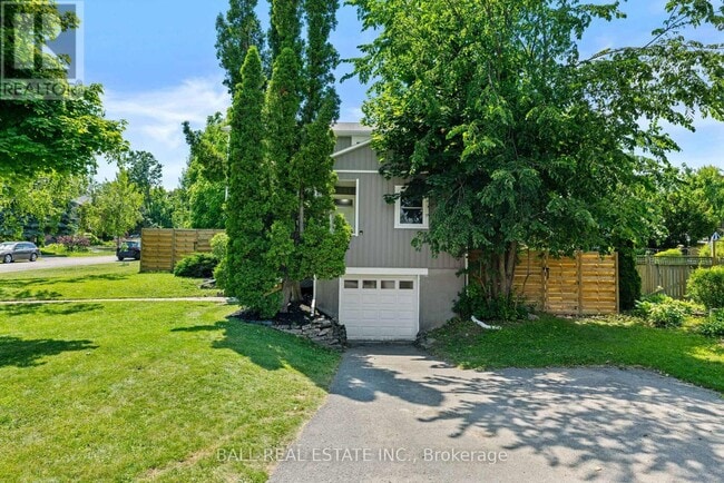property at 10 Anne St