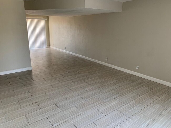 5811 N 59th Dr in Glendale, AZ - Building Photo - Building Photo