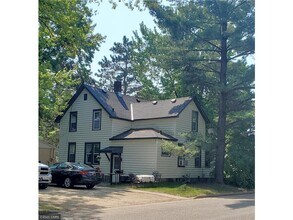 455 N 2nd St in New Richmond, WI - Building Photo - Building Photo