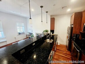 14 Temple St in Boston, MA - Building Photo - Building Photo