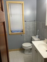 739 Parker St, Unit 3 in Boston, MA - Building Photo - Building Photo