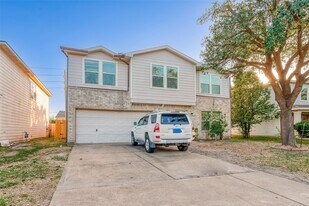 19839 Rustic Lake Ln in Cypress, TX - Building Photo