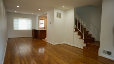 1729 N Cliff St in Alexandria, VA - Building Photo - Building Photo