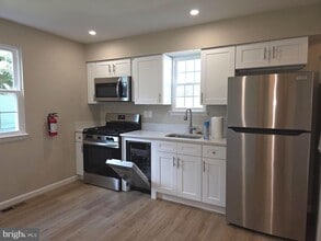 207 STATION in West Deptford, NJ - Building Photo - Building Photo