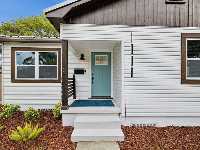 1008 E Norfolk St in Tampa, FL - Building Photo - Building Photo