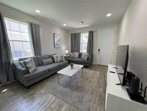 4449 Summer Flowers Pl in Kissimmee, FL - Building Photo - Building Photo