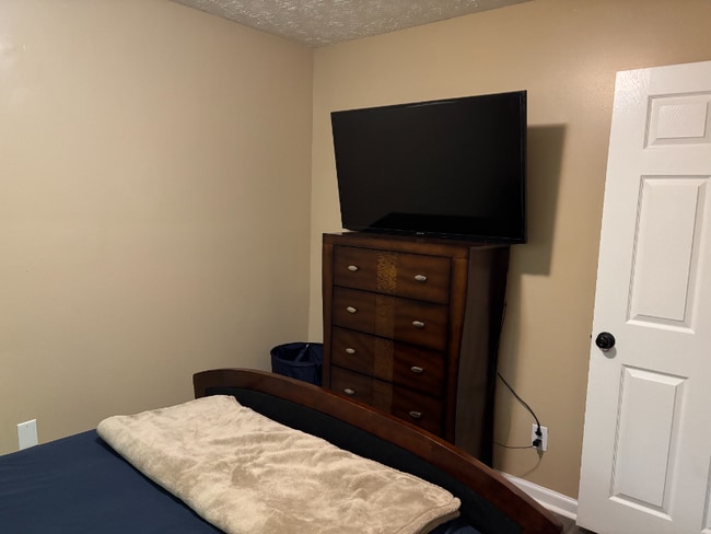 5104 Fairington Village Dr in Stonecrest, GA - Foto de edificio - Building Photo